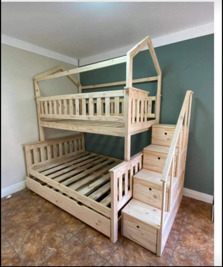 Tribunk House Bed With Staircase - Luxe Pine Furniture