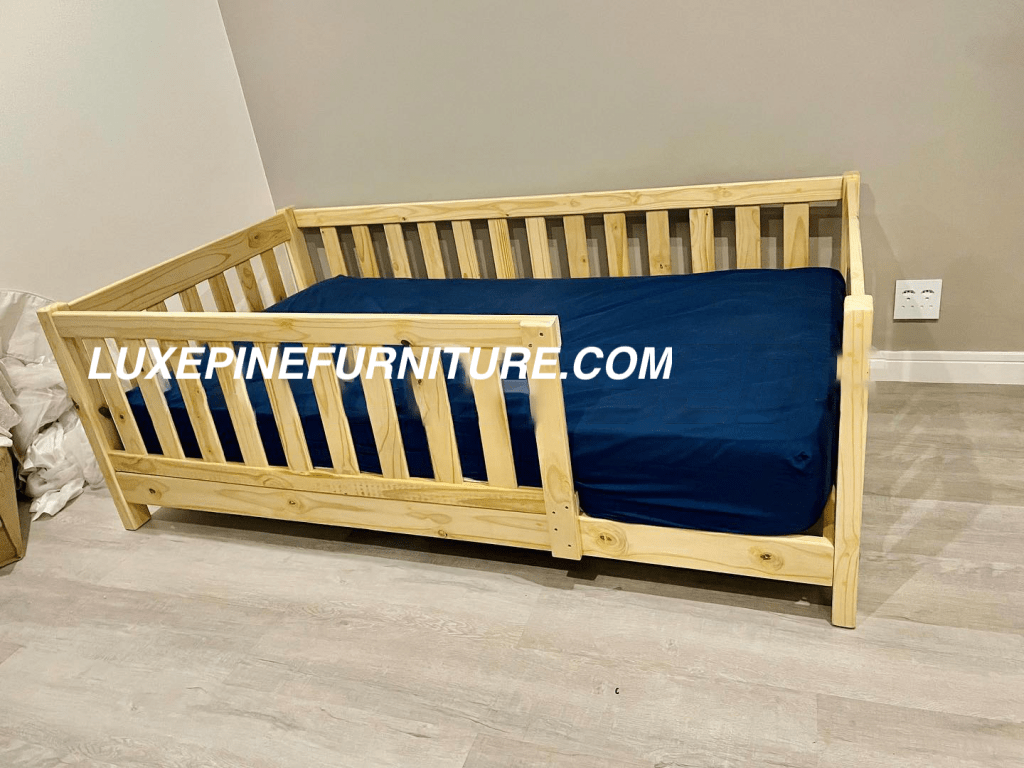 Montessori Toddler bed Luxe pine Furniture