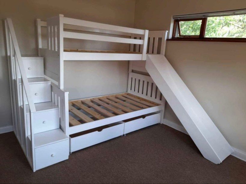 4E7BC3BF-D6A7-4DD2-8E9F-BC25EF1AB341_1_201_a