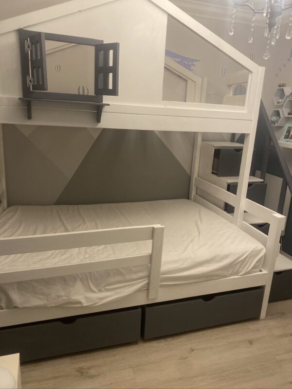 tribunk house bed